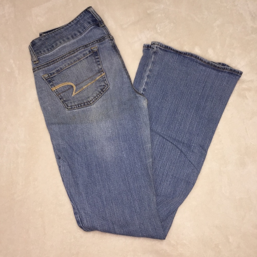 AEO Artist Jeans